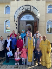 С молебна началось строительство приходского дома в селе Тополево
