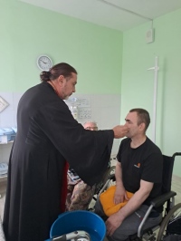 Четверо подопечных хабаровского «Центра социальной адаптации» приняли Таинство Крещения