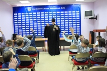 Беседа митрополита Игнатия с юными хоккеистами, Беседа митрополита Игнатия с юными хоккеистами,